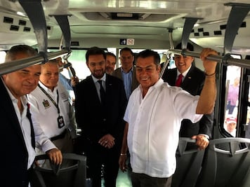 Analiza gobierno de NL aumento en tarifas del transporte