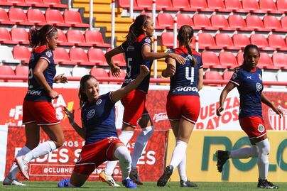 Chivas femenil derrotó al Necaxa 