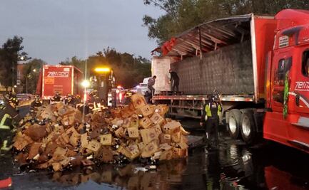 Tráiler que transportaba cerveza vuelca en Circuito Interior