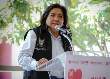 Capacitan a personal del DIF en Hidalgo para atención de crisis; presidenta del patronato asegura que gobierno no escatimará en recursos