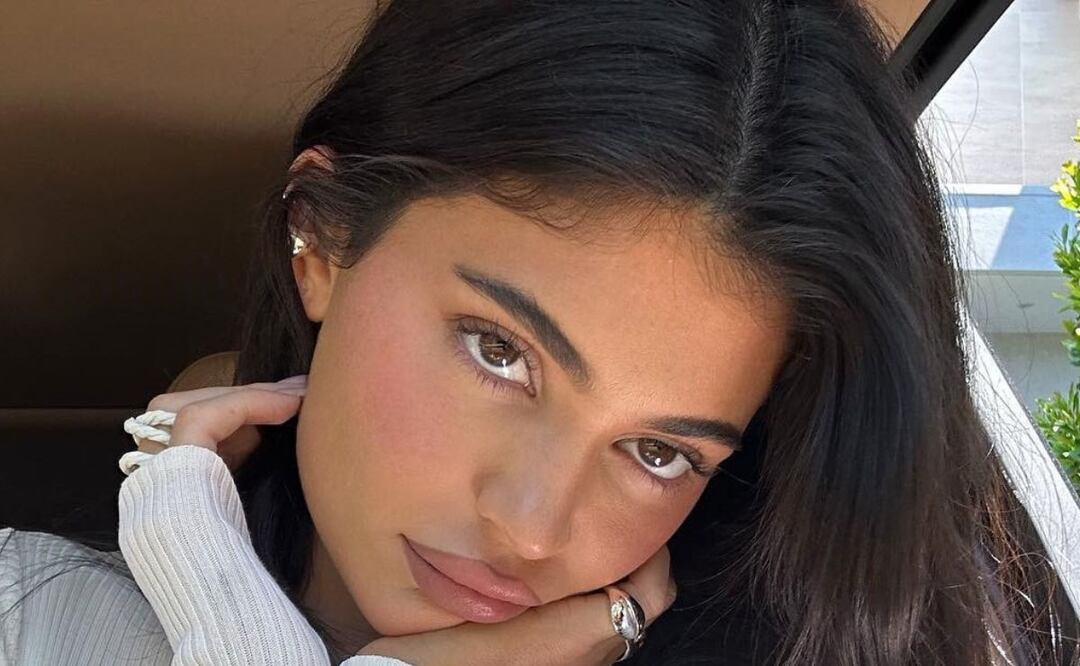 Kylie Jenner posando. Fuente: Instagram @kyliejenner