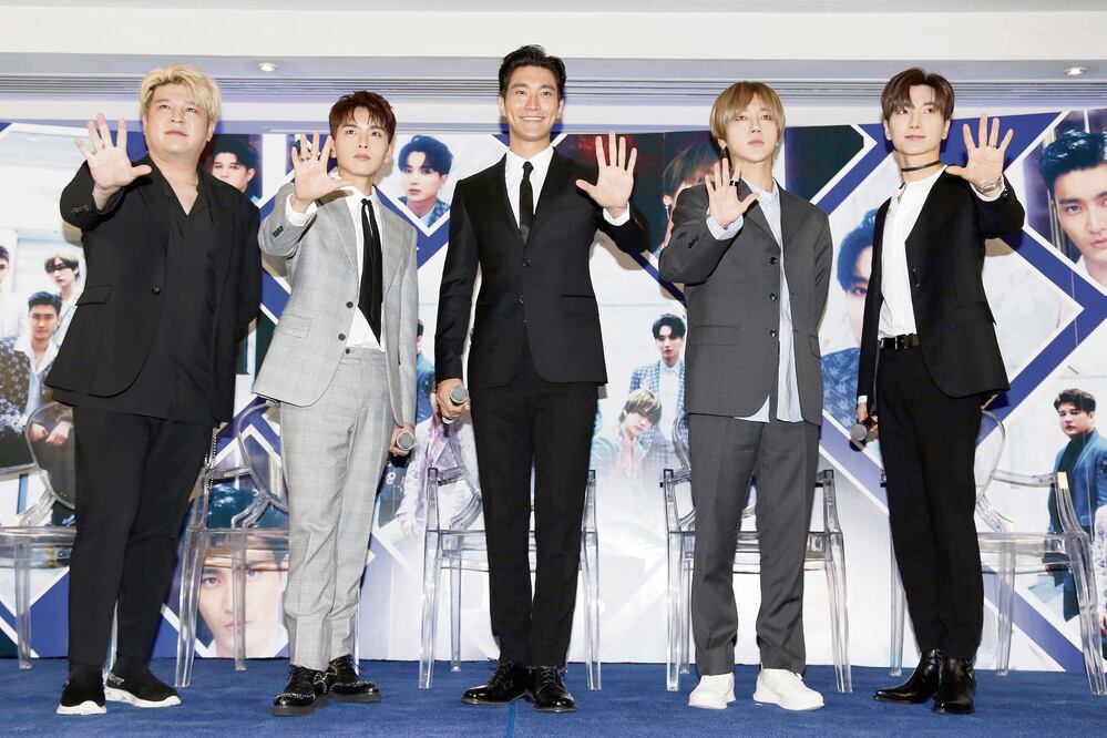 La boy band proveniente de Corea del Sur está de visita en la capital para presentarse dentro del concierto de Telehit. Agustín Salinas/El Universal