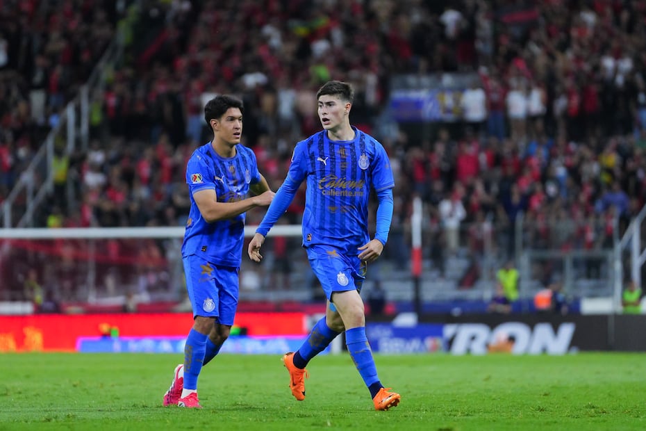Hormiga González empató el Clásico Tapatío, pero desperdició un penalti y se quedó con ganas de su doblete / FOTO: Imago7
