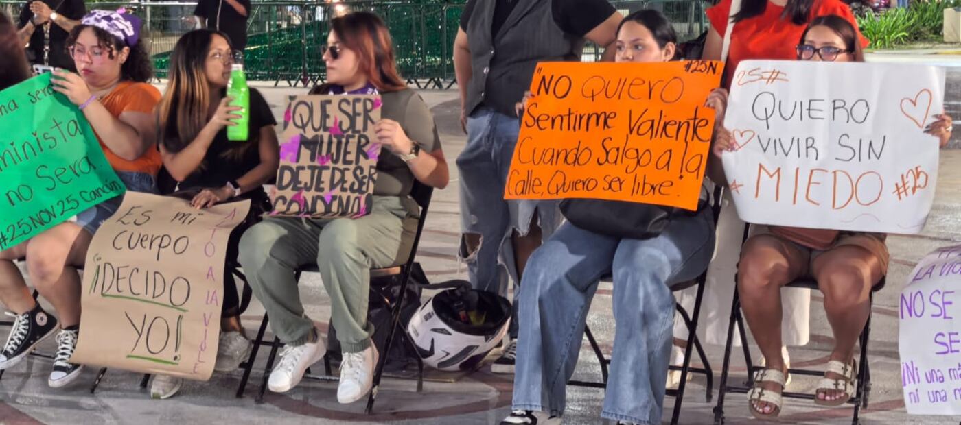 Feministas de Chetumal no marcharon el 25N, en protesta. (Foto: Adriana Varillas/ EL UNIVERSAL)