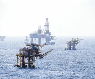 CNH aprueba pozos a Shell y a empresa de Carlos Slim