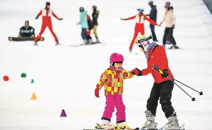 Cancelan por Covid fiestas decembrinas en Europa