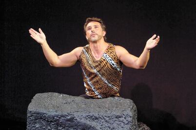 Mayer vuelve a ser "El cavernícola"