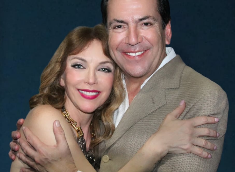 Laura Flores y Lalo Salazar. Foto: Instagram