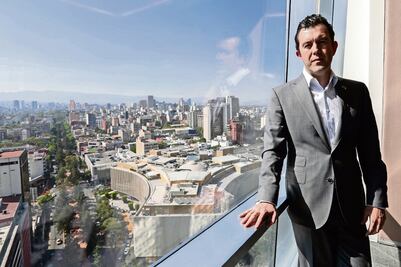 EPN debe suspender diálogo con Trump: Derbez