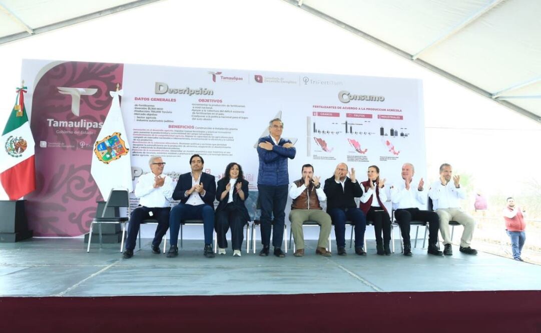 El gobernador Américo Villarreal Anaya presidió el arranque de la obra, junto con ejecutivos del Consorcio TriFertiTam. Foto: Especial