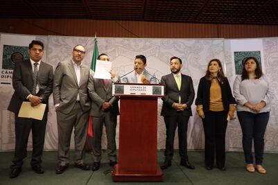 Ricardo Gallardo renuncia al PRD; diputados formarán grupo independiente