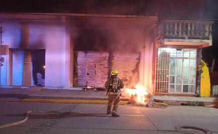 Incendian dos tiendas en Juchitán, Oaxaca; aparentemente fueron provocados
