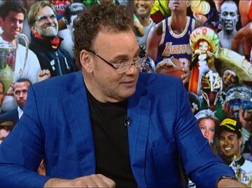 David Faitelson le da la razón a Max Verstappen y asegura que Checo Pérez se equivoca