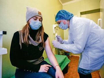 Científicos sugieren que un tipo de gen específico sería causante del Covid-19 grave en jóvenes sanos