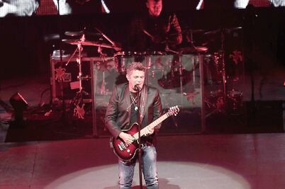 Alejandro Sanz se queda sin voz