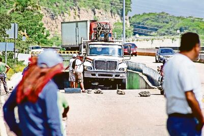 Bloqueos de CNTE pega a las empresas de Unidem