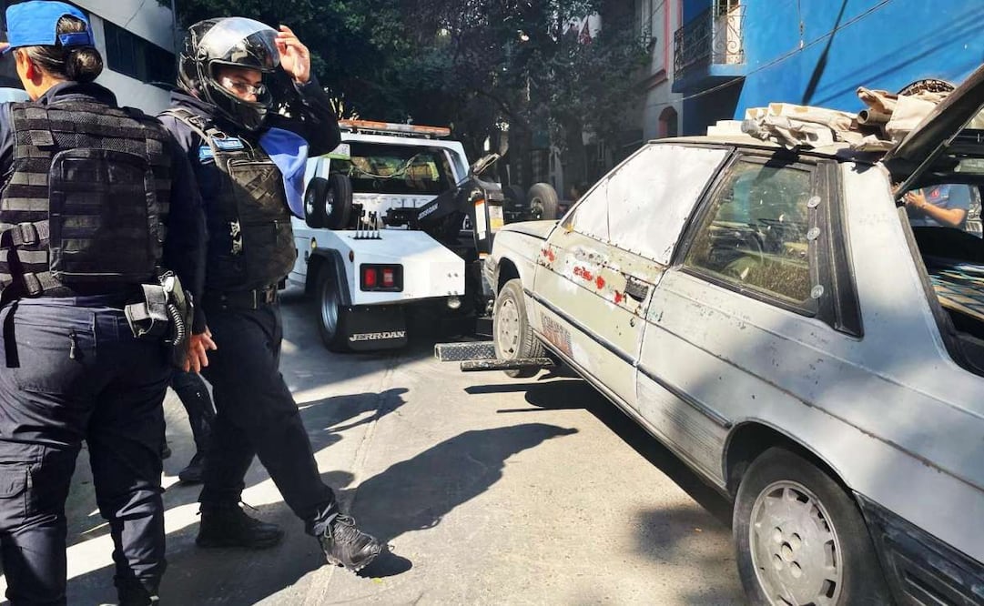 Alcaldía Cuauhtémoc retira casi 2 mil 400 vehículos abandonados durante 2025. Foto: Especial