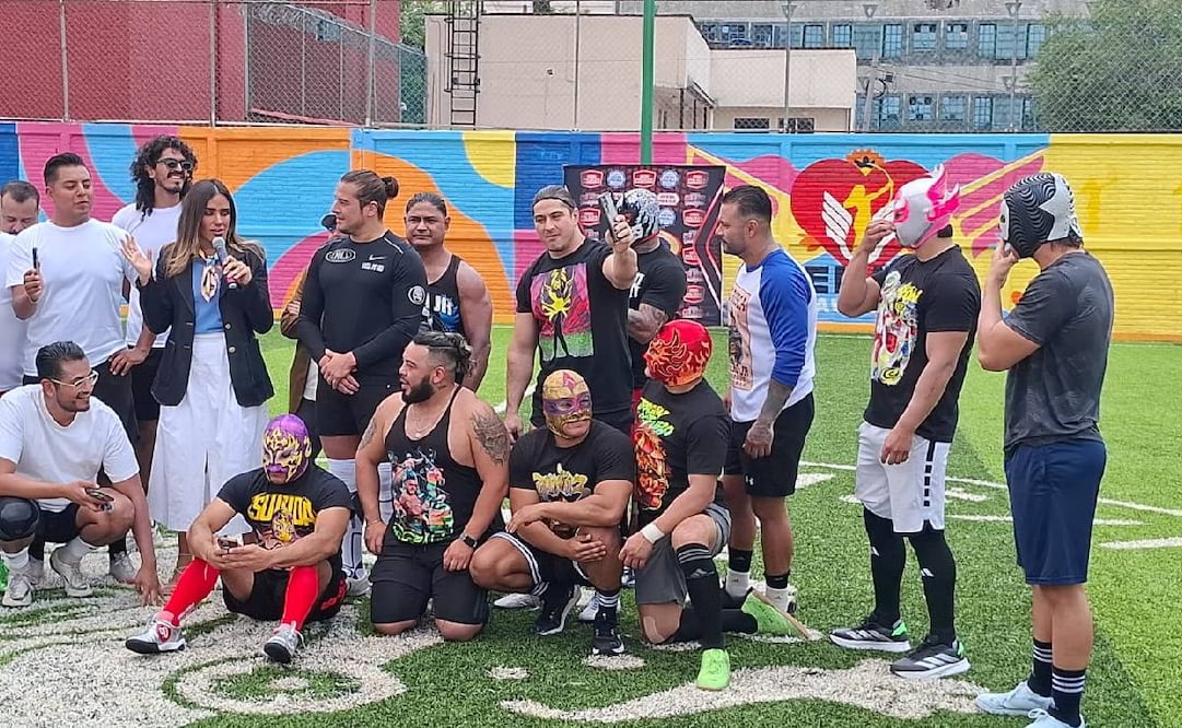 Luchadores apoyan a la Selección Mexicana / Foto: Agustín Elías - EL UNIVERSAL