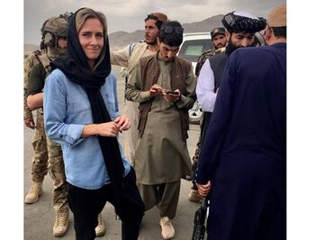 Neozelandesa embarazada fue acogida por talibanes; su país le negó el ingreso por Covid-19