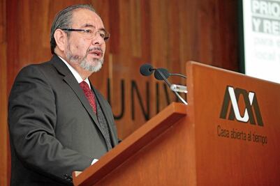 Respaldan funcionarios de la UAM al rector