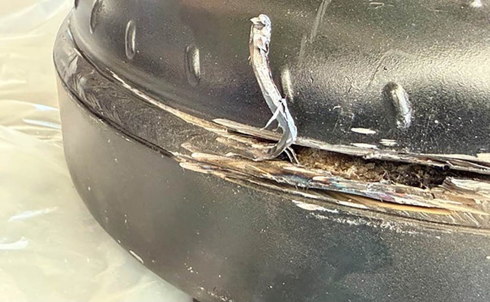 Autoridades aseguran aproximadamente 3 kilos de metanfetamina en el Aeropuerto Internacional de Toluca (30/07/2026). Foto: Especial