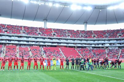 Las Chivas jugaron en lunes por evento de Omnilife