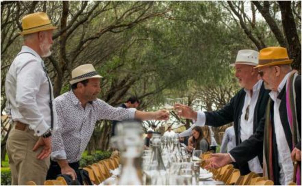 Panio llevó pan a la mesa de "Outstanding In The Field"