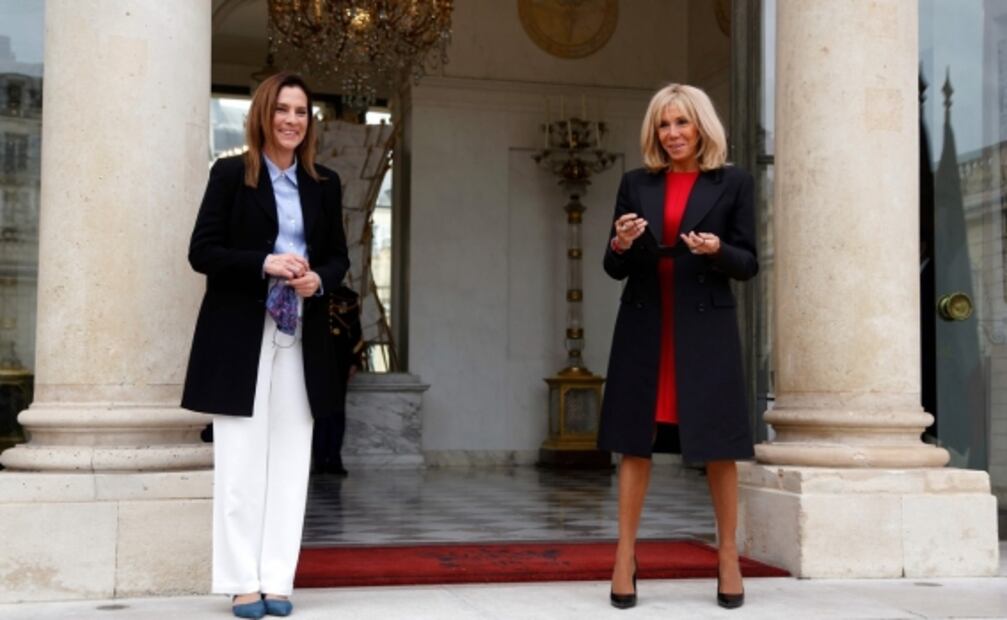 Beatriz Gutiérrez Müller inaugura exposición olmeca en museo de París