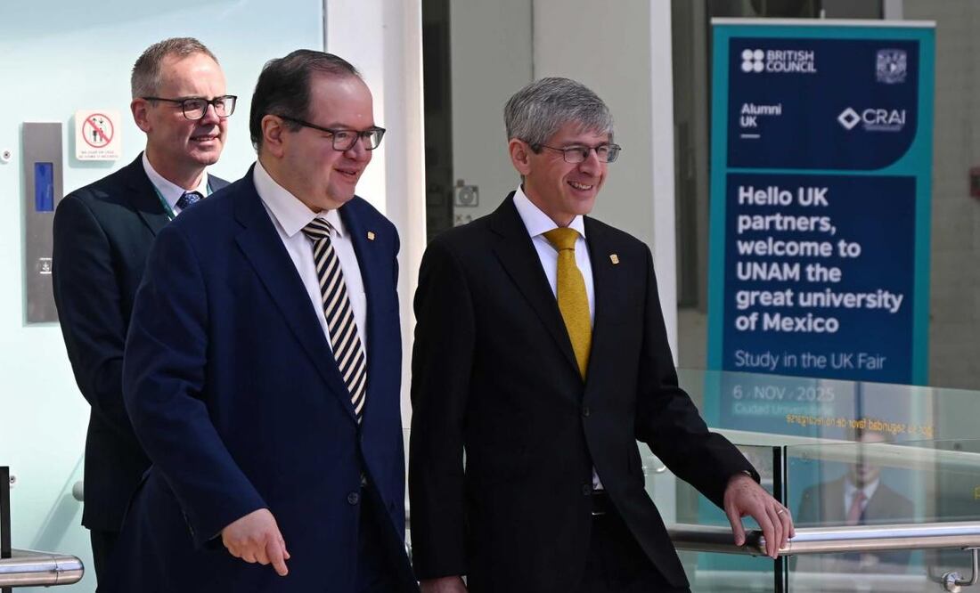 El rector de la UNAM, Leonardo Lomelí Vanegas, encabezó la inauguración de la Feria Alumni UK 2025 “Construyendo puentes: Fortaleciendo los Vínculos Educativos entre el Reino Unido y México”. Foto: Especial