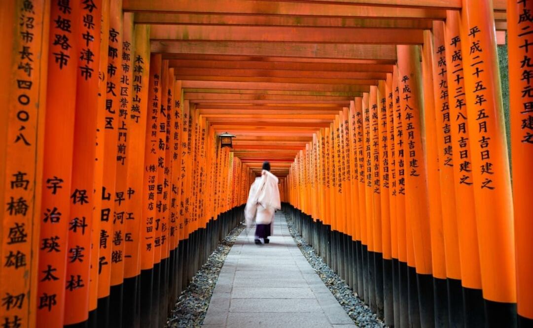 Templo Fushimi Inari Taisha, a la afueras de Kioto. (Foto: Istock)