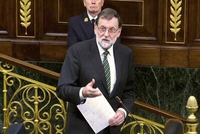 Rajoy pide a Puigdemont sensatez para evitar medidas contra Cataluña