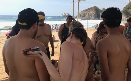 Festival Nudista de Zipolite será sin actividades masivas; busca “ayudar a la golpeada economía”