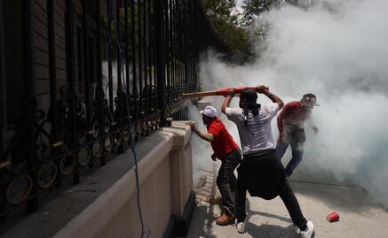 Tras irrupción de la CETEG en la Segob, concluye mesa de negociación sin resultados; continúa plantón en el Zócalo