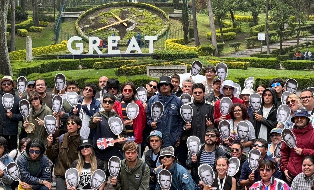 Fans se reunieron para participar por boletos y premios de Oasis. Foto: César Olivares/ EL UNIVERSAL