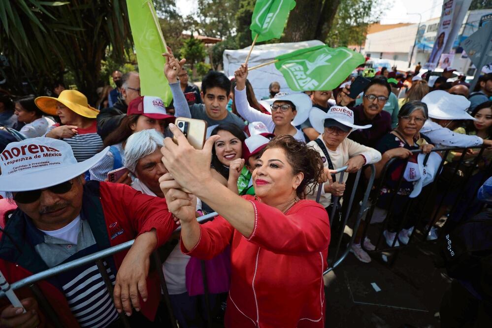 La candidata Clara Brugada encabezó mítines en las alcaldías Cuajimalpa y Álvaro Obregón. Foto: de Diego Simón. El Universal