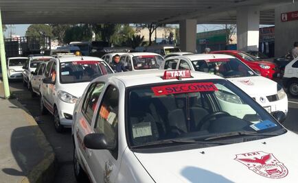 Taxistas complican tránsito en la CDMX y el Edomex