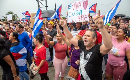 Bloquean vialidades en Miami en solidaridad con protestas de cubanos
