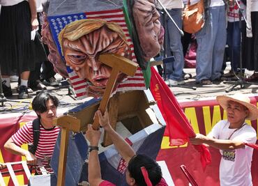 FOTOS: Conmemoran el Día del Trabajo en el mundo con protestas y en defensa de sus derechos