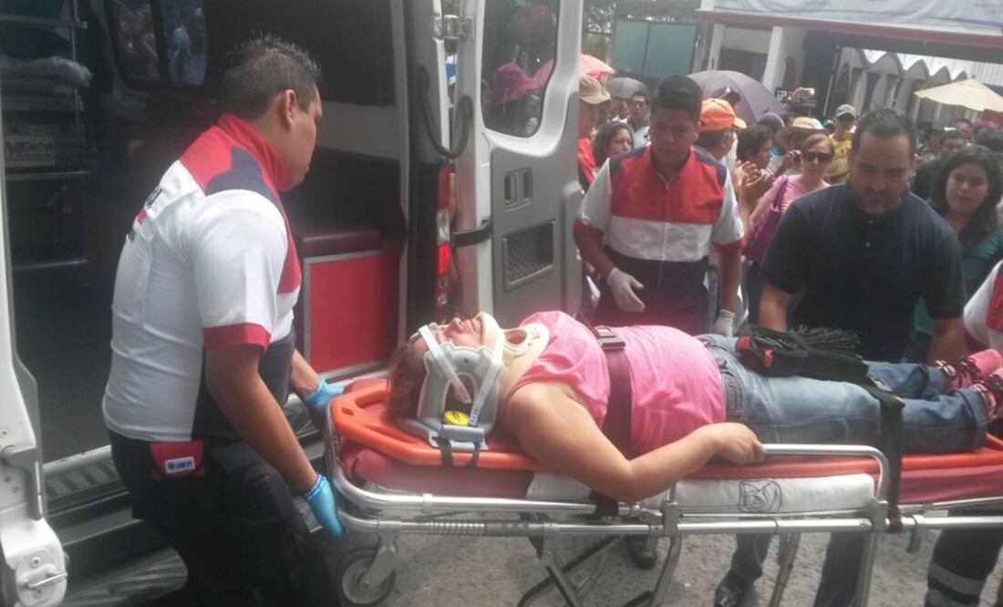 Una de las lesionadas en la marcha contra la reforma y la evaluación educativa en Veracruz. (Foto: Cortesía de Agencia SPI)