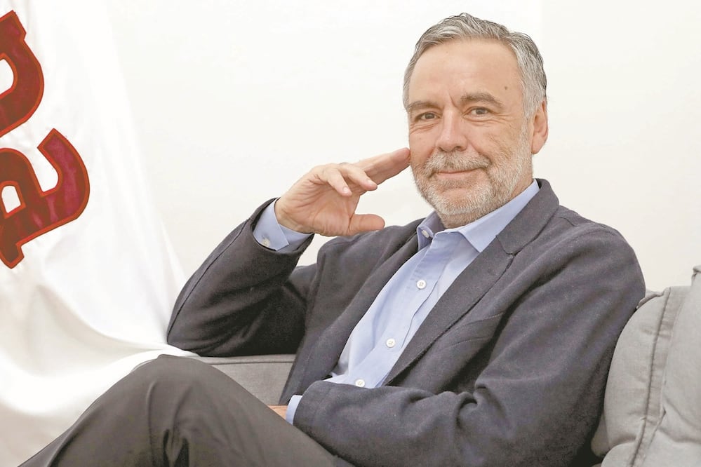 Alfonso Ramírez Cuéllar, dirigente nacional de Morena. Fotos: BERENICE FREGOSO. EL UNIVERSAL