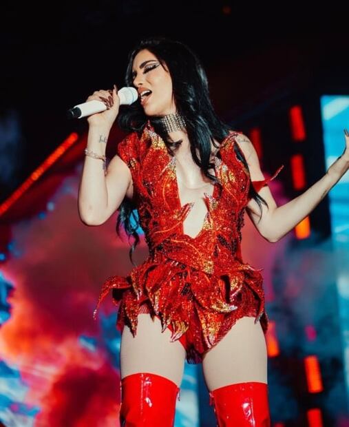 El revelador vestido de Kimberly Loaiza en los Premios Lo Nuestro