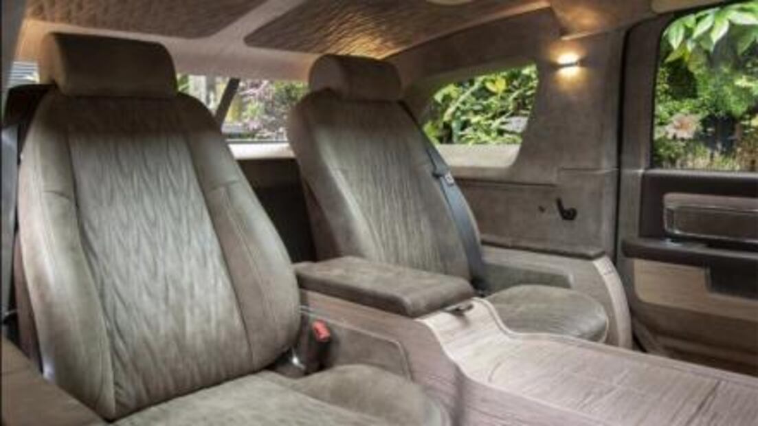 Empresa italiana transforma RAM en camioneta de lujo 