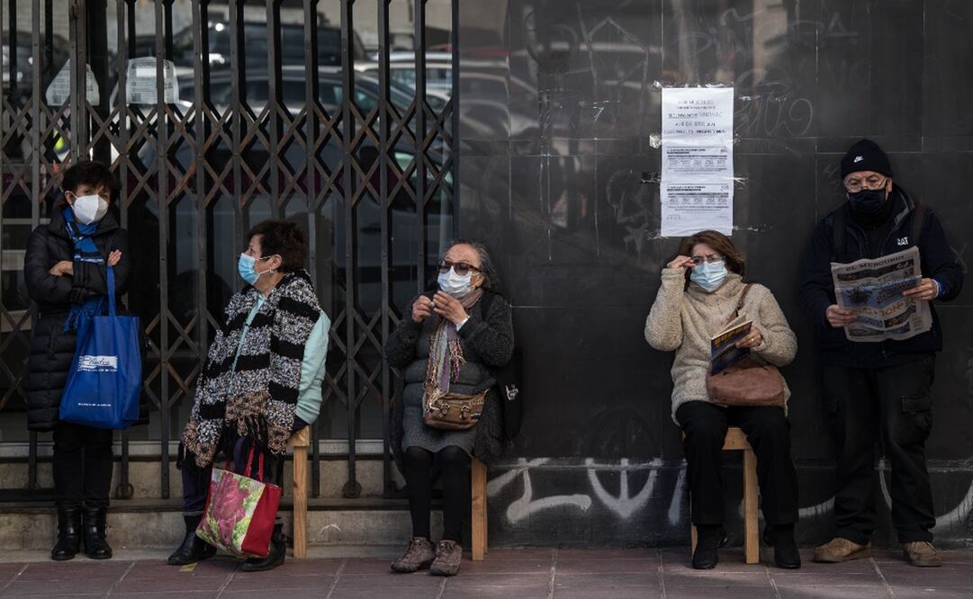 Fila de vacunación en Valparíso, Chile. Foto: Xinhua/Jorge Villegas