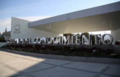 Sindicalizados de la UAEH emplazan a huelga para febrero