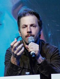 Arrieta se mete entre “Casados con hijos”