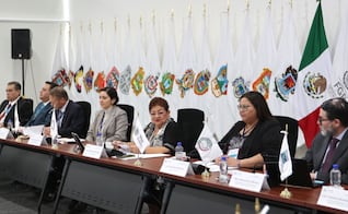 Godoy encabeza reunión nacional ya como titular de la FGR; avalan registro único de armas de fuego 