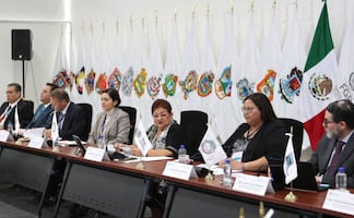 Godoy encabeza reunión nacional ya como titular de la FGR; avalan registro único de armas de fuego 