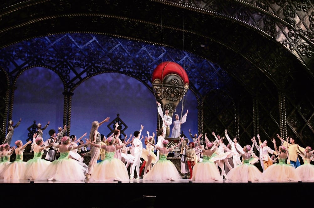 La música en vivo está a cargo de Orquesta del Teatro de Bellas Artes, bajo la batuta del maestro Srba Dinic (CORTESÍA EDGAR RUBIO, AUDITORIO NACIONAL)