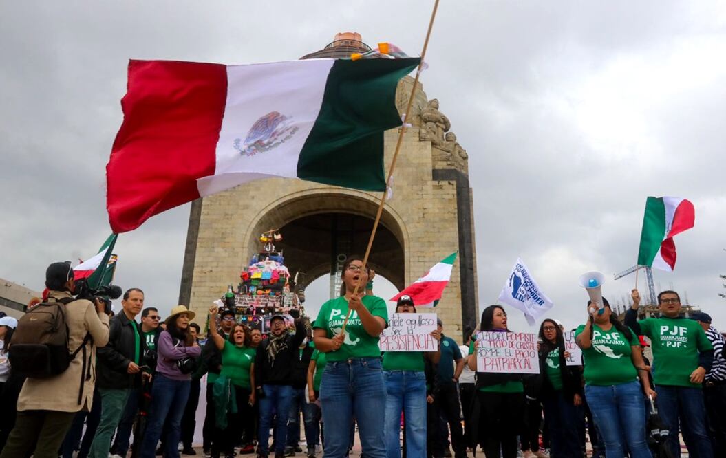 Trabajadores del Poder Judicial cumplen dos meses en paro; movimiento está lejos de terminar, advierten. Foto: Axel Sánchez/EL UNIVERSAL