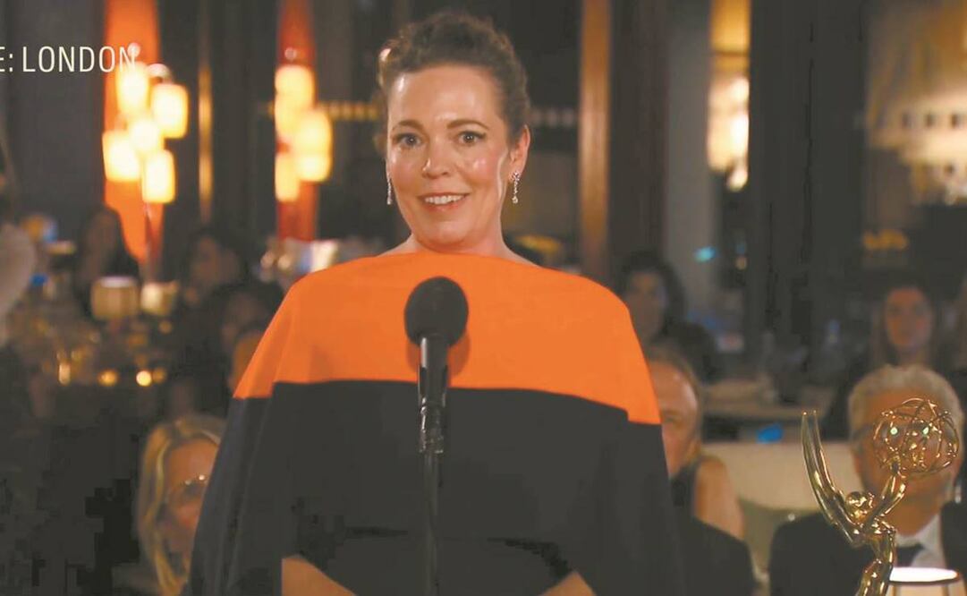 Olivia Colman hace el papel de la Reina Isabel II en la serie ganadora. Fotos: Agencias.